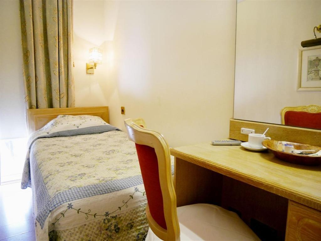 The Gresham Hotel Londres